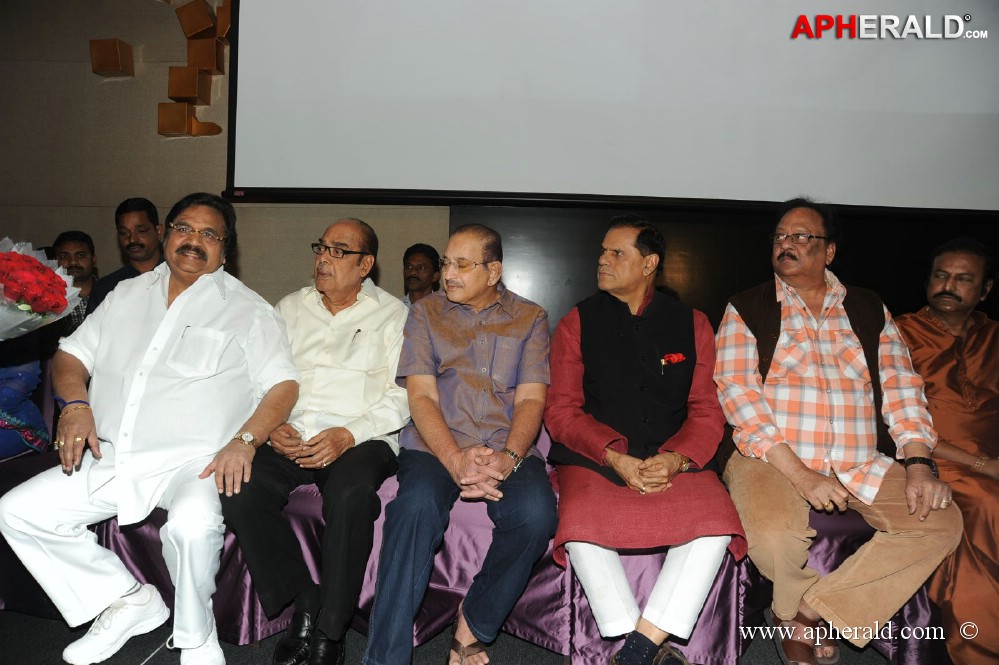 Viswa Vijetha Vijaya Gadha Book launch
