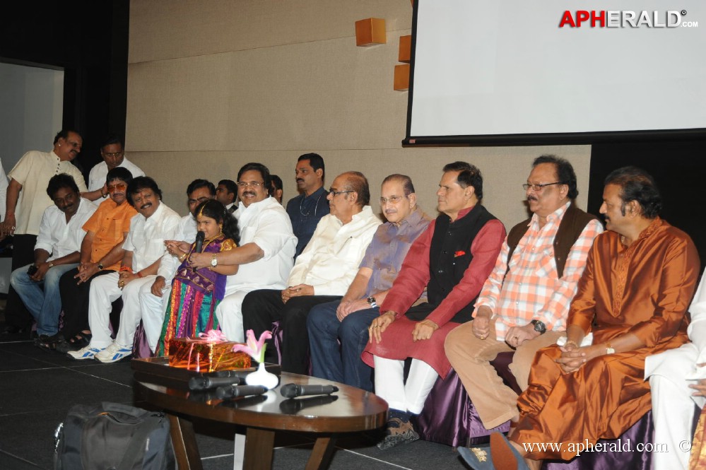 Viswa Vijetha Vijaya Gadha Book launch