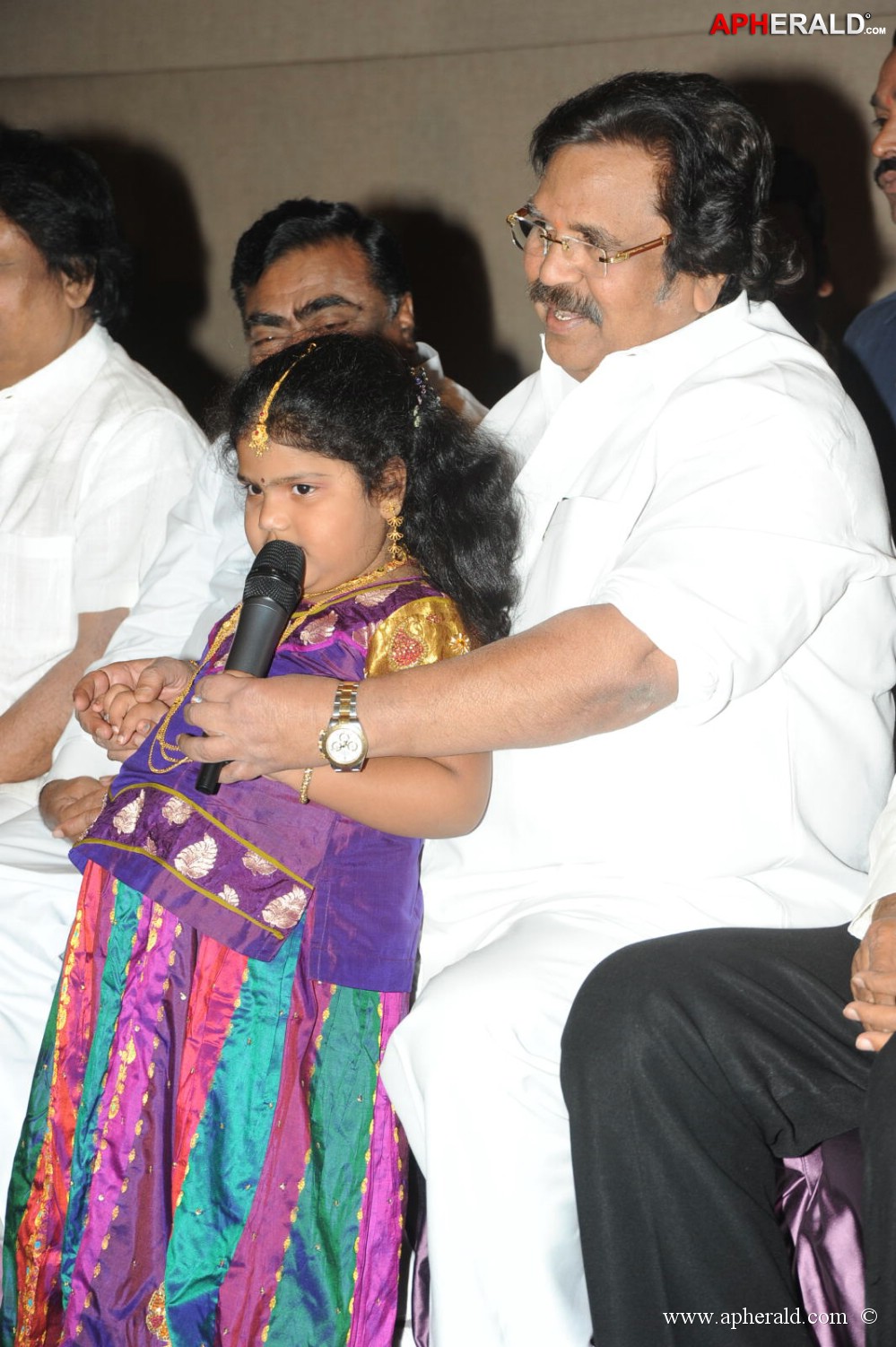 Viswa Vijetha Vijaya Gadha Book launch