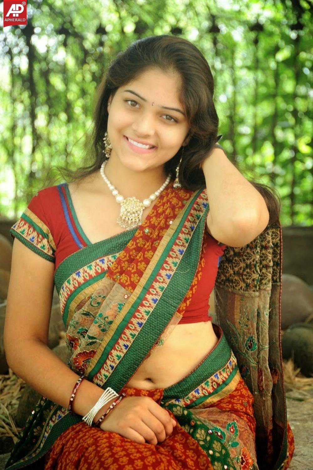 Actress Haritha Hot Photoshoot in Saree