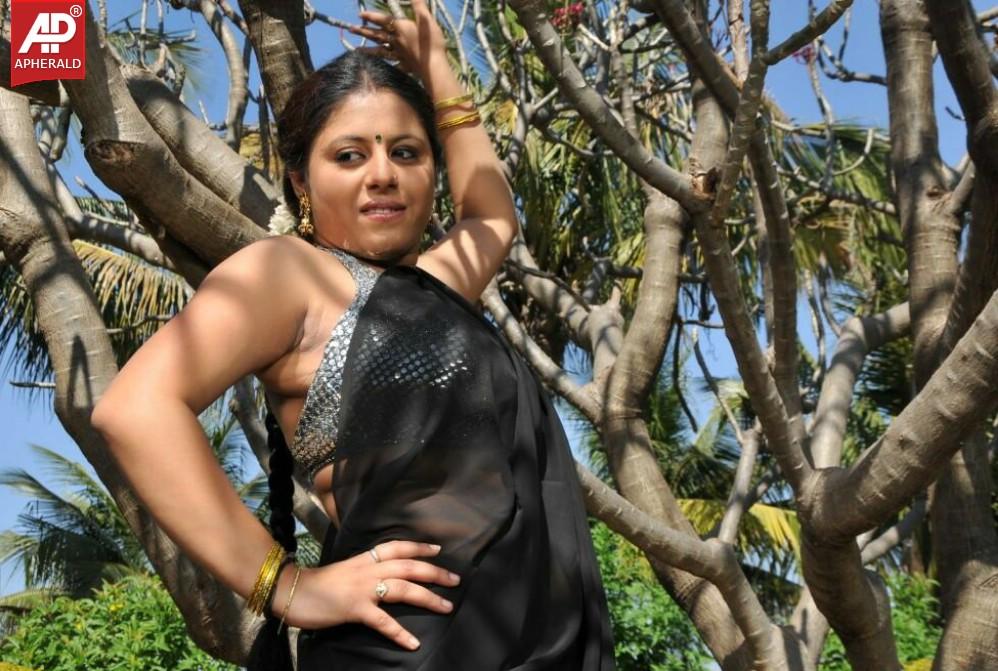 Actress Sunakshi Hot Pics