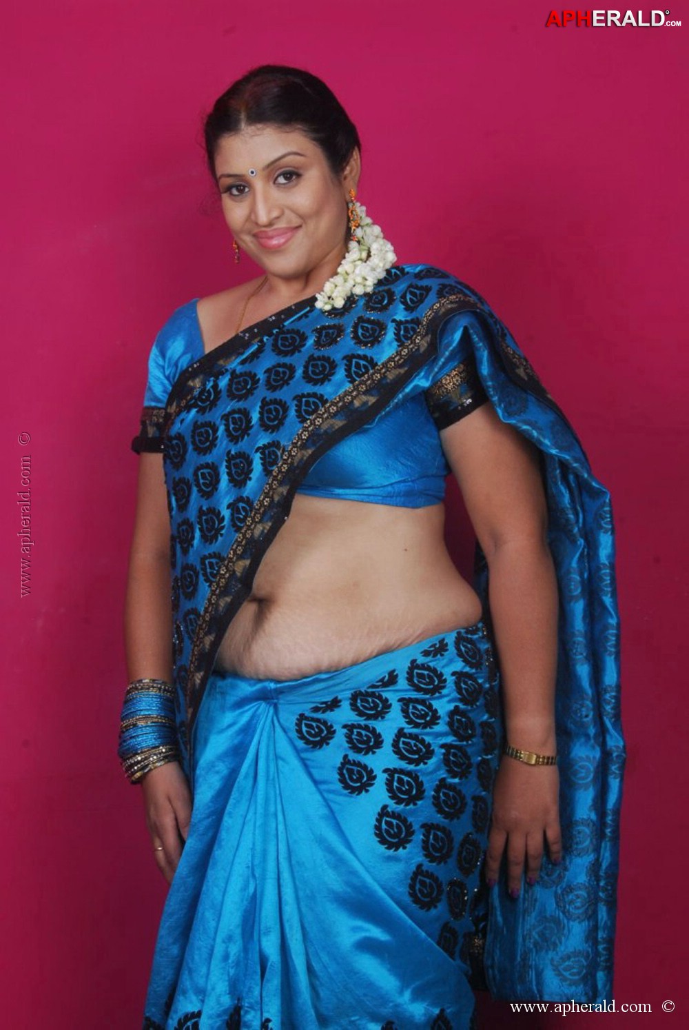 Actress Uma Spicy Pics