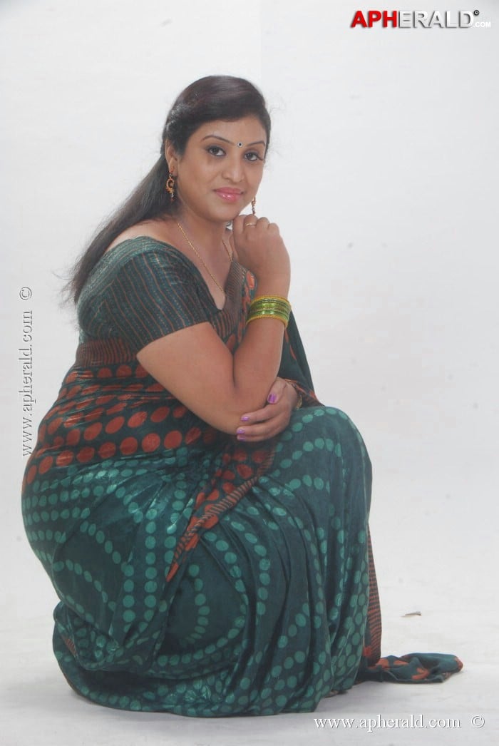 Actress Uma Spicy Pics