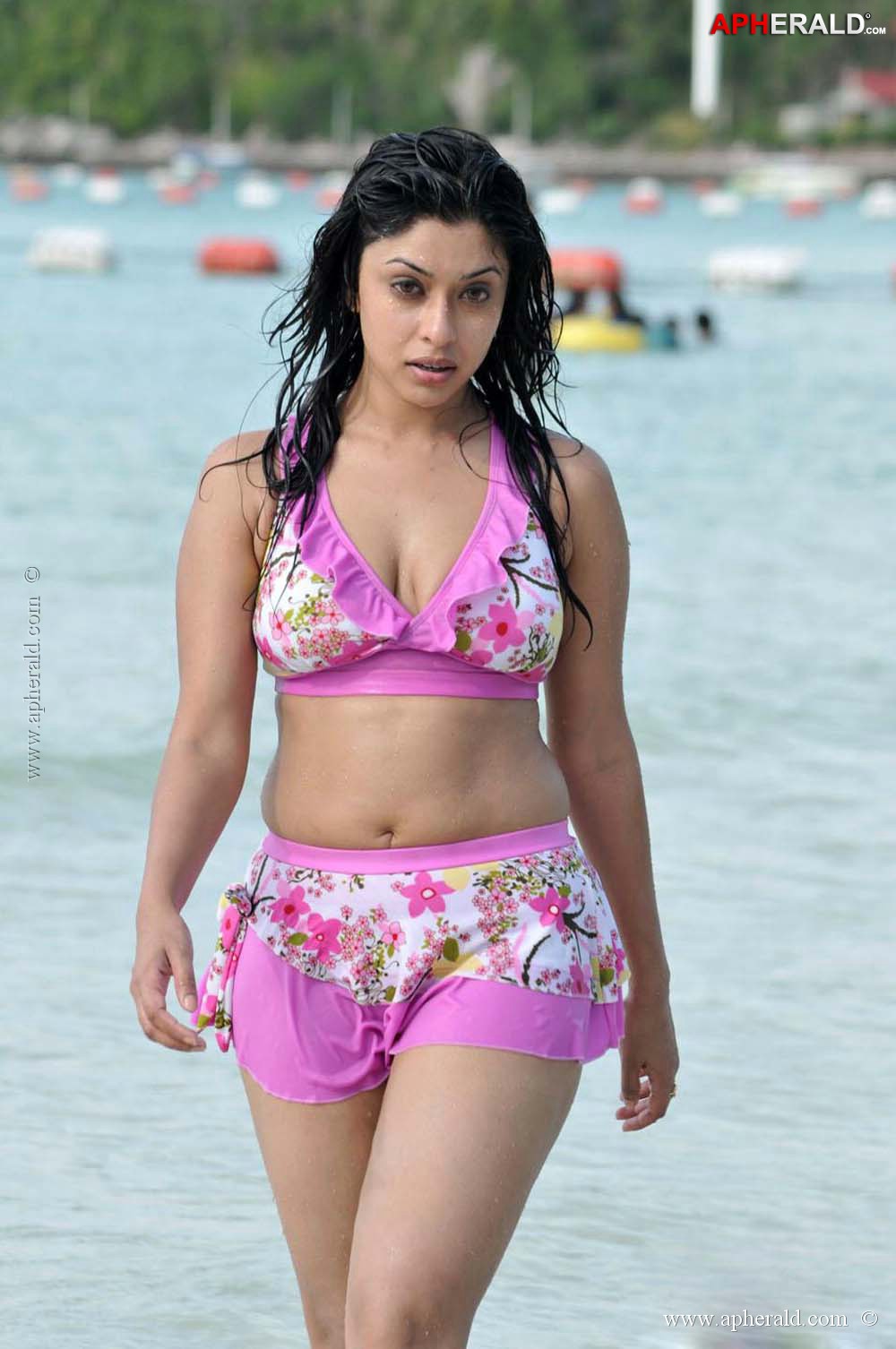 Actress in Beach Collections