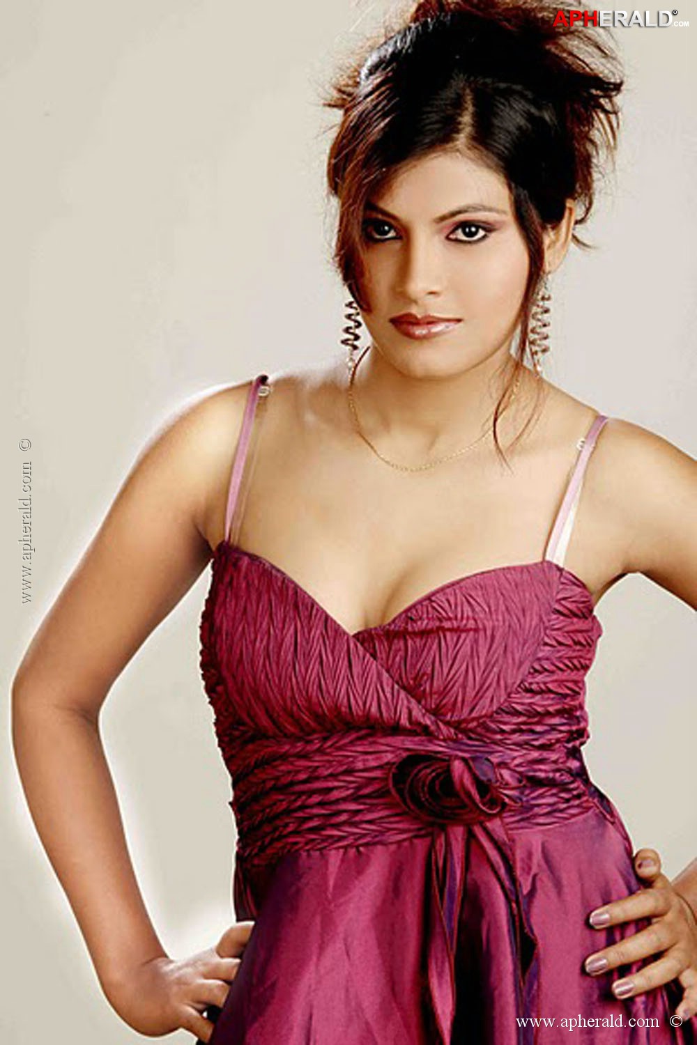 hema jelloju hot pics