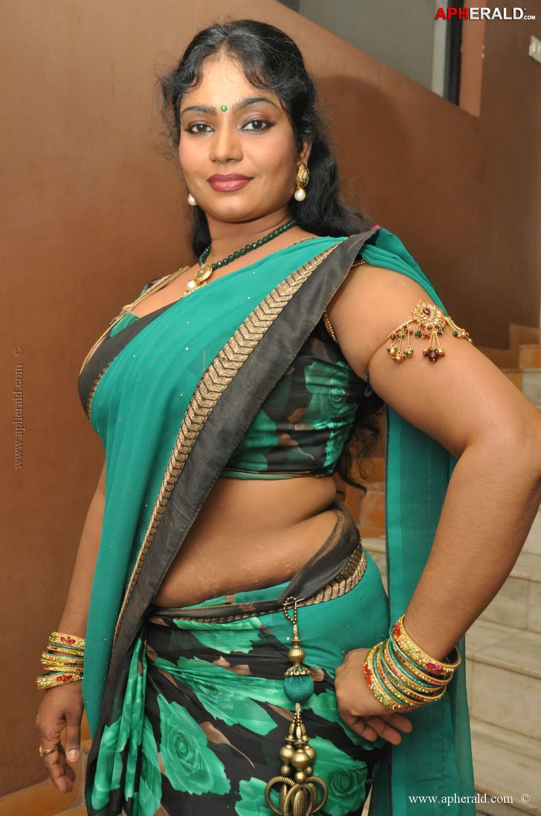 jayavani hot pics