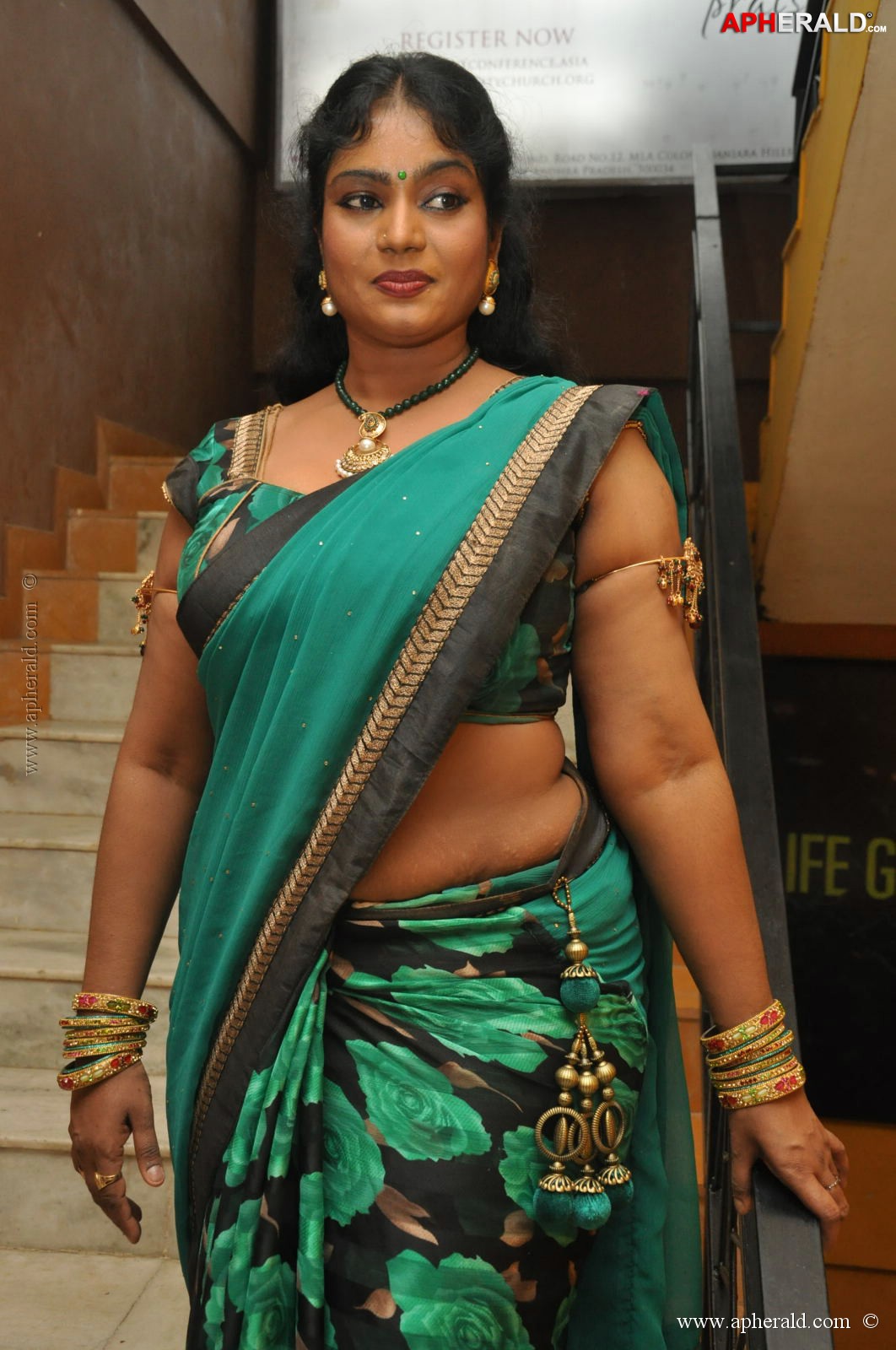 jayavani hot pics