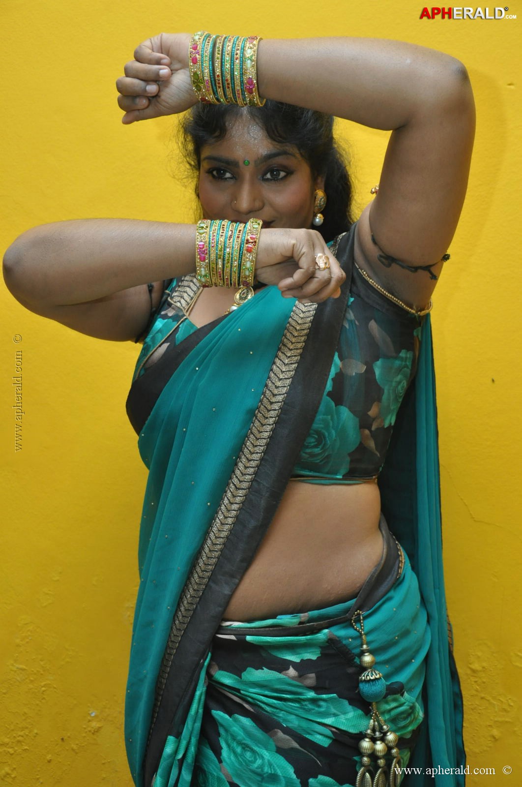 jayavani hot pics