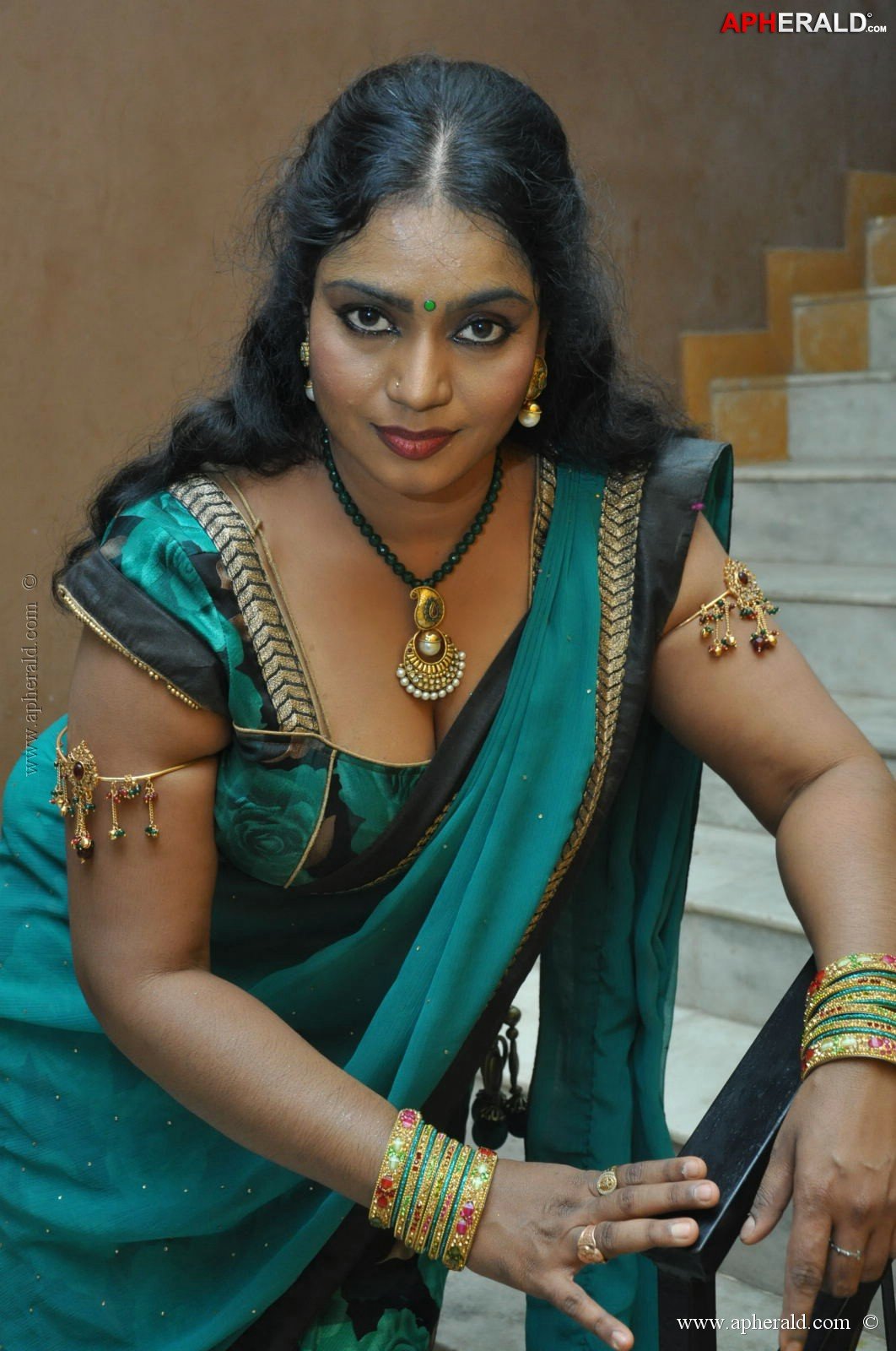 jayavani hot pics