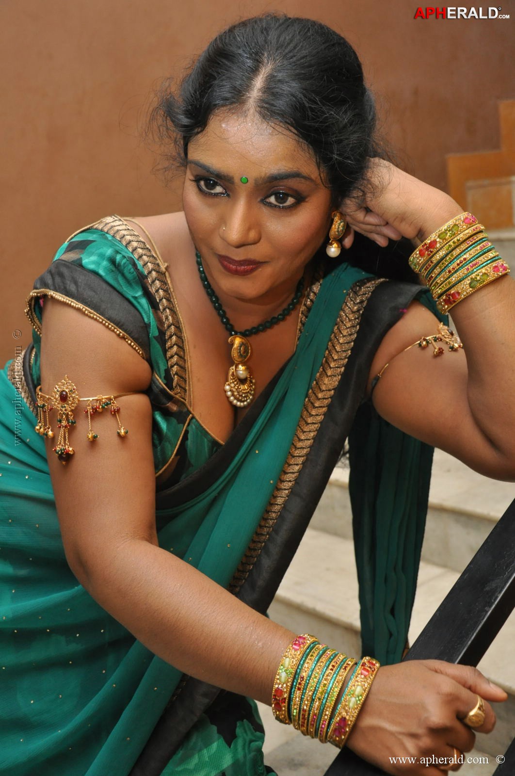 jayavani hot pics