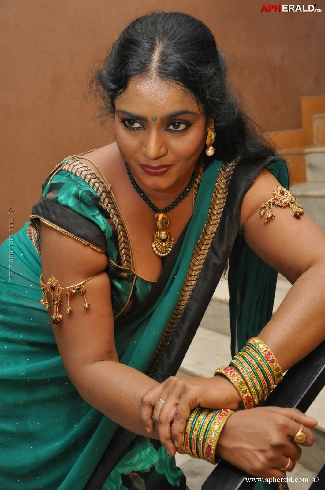 jayavani hot pics