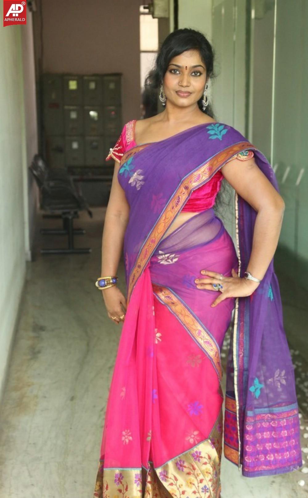 Jayavani New Hot Stills