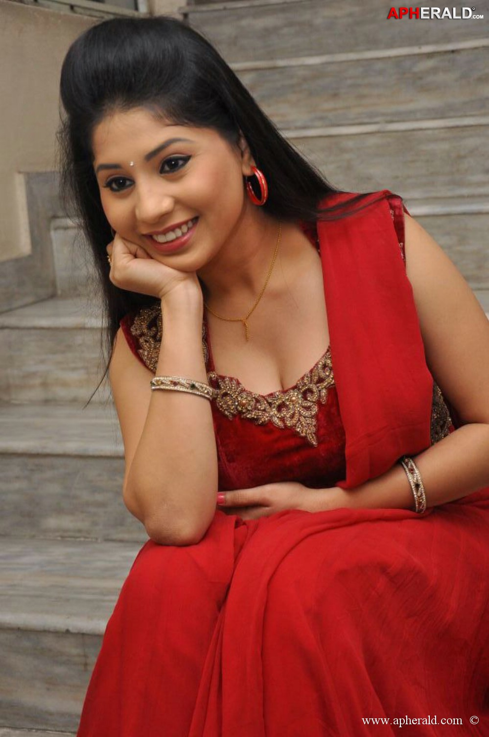 Jiya Hot Photos