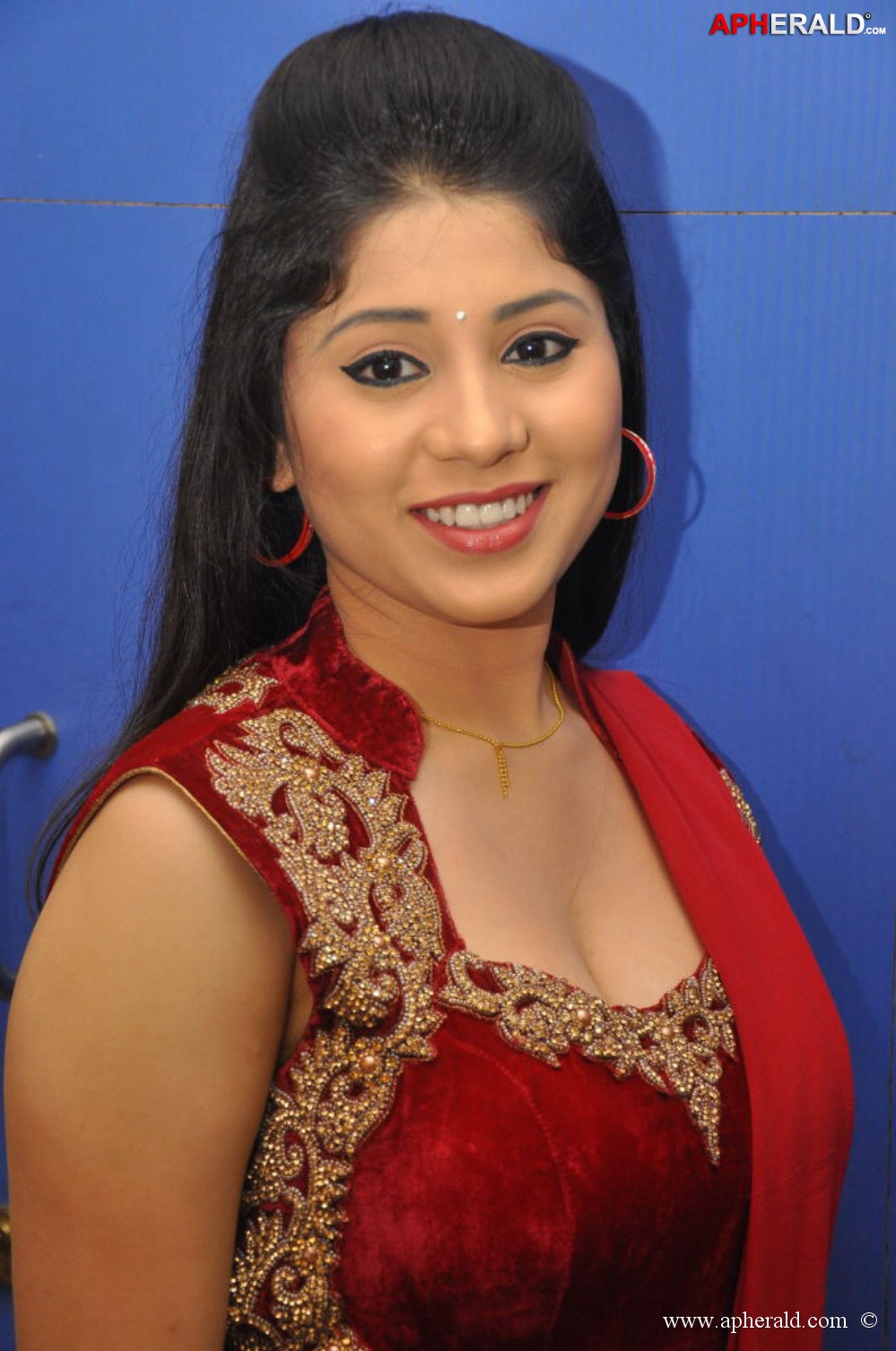 Jiya Hot Photos