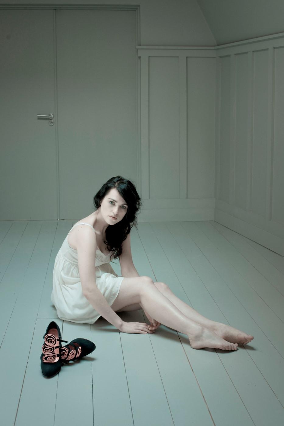 Katie Mcgrath Latest Spicy Photoshoot