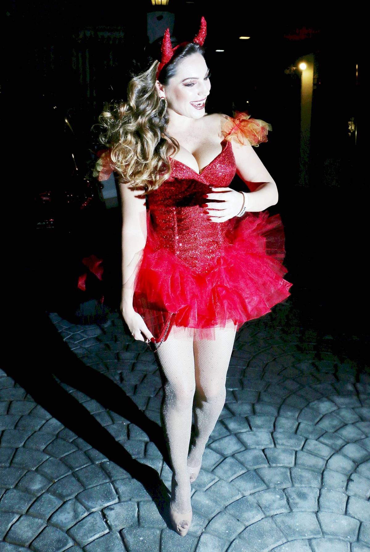 Kelly Brook Halloween Party In Hollywood