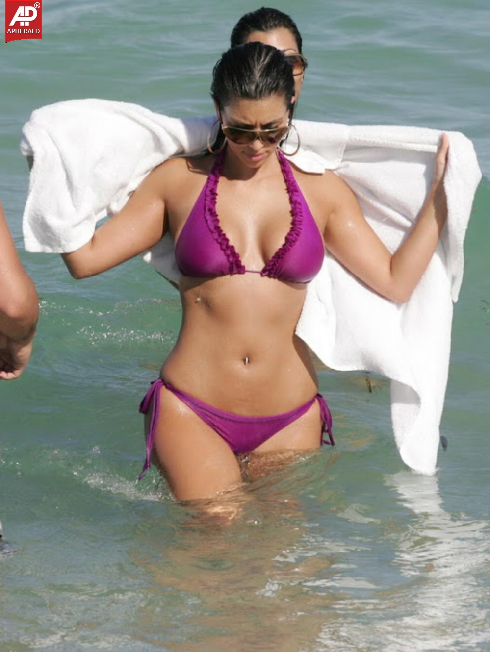 Kim Kardashian in Beach Hot Stills