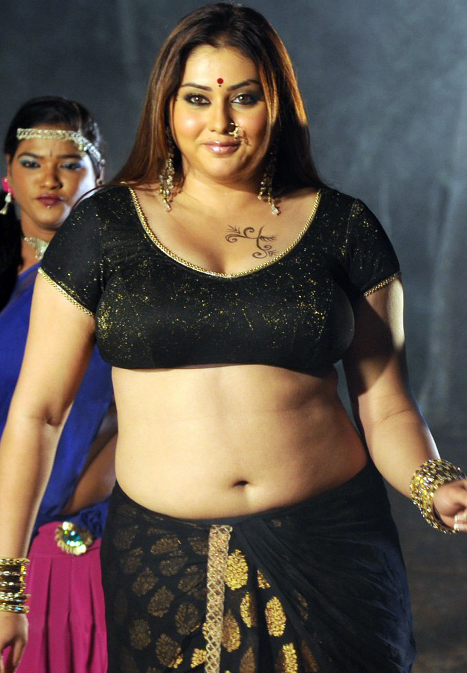 Namitha hot navel