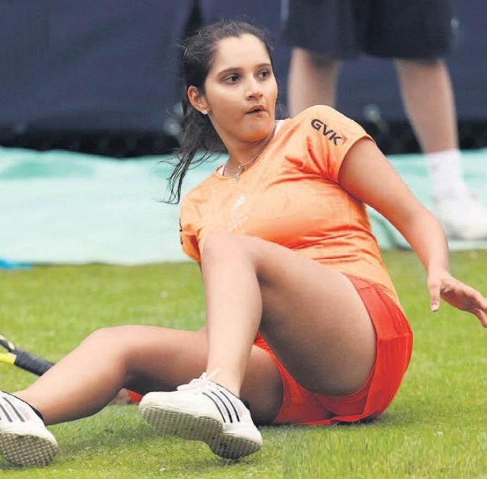 Sania Mirza Hot Photos