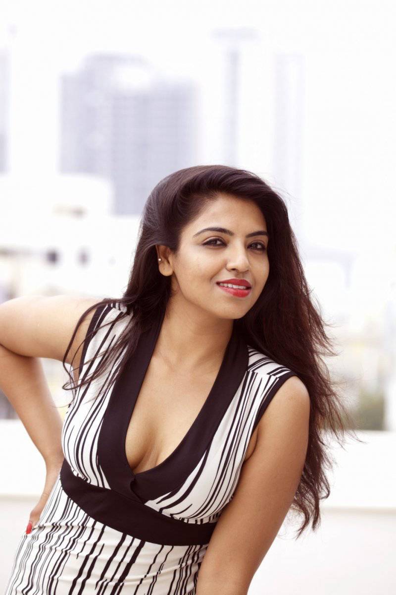 Sasha Gopinath Latest Hot Photoshoot