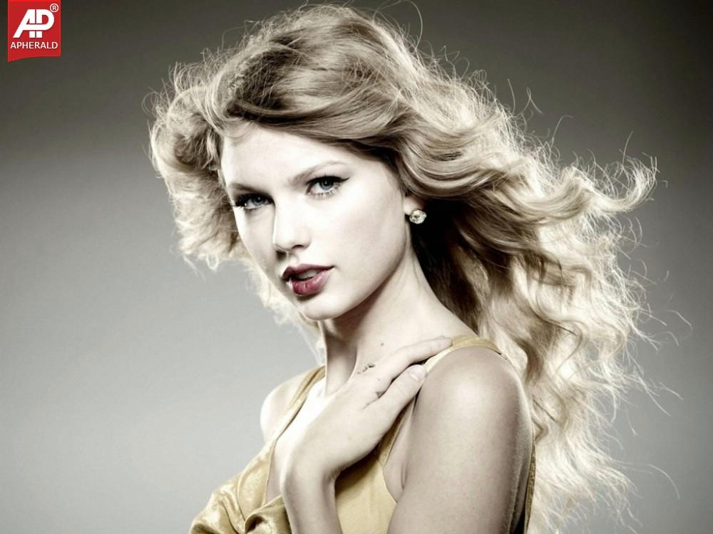 Taylor Swift Latest Hot Photos