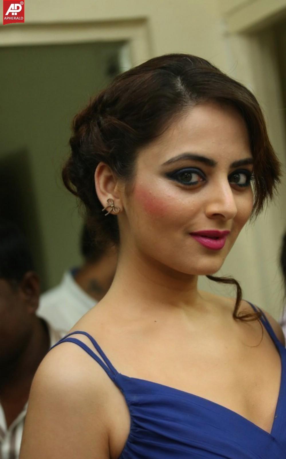 Zoya Afroz Latest Hot Stills