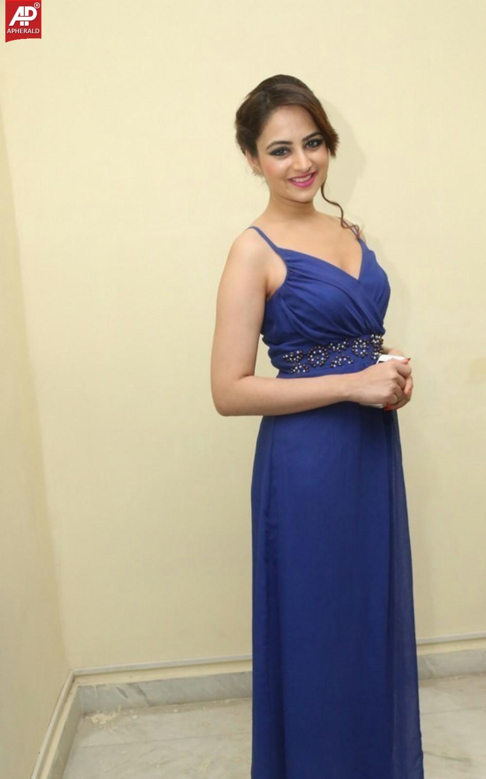 Zoya Afroz Latest Hot Stills