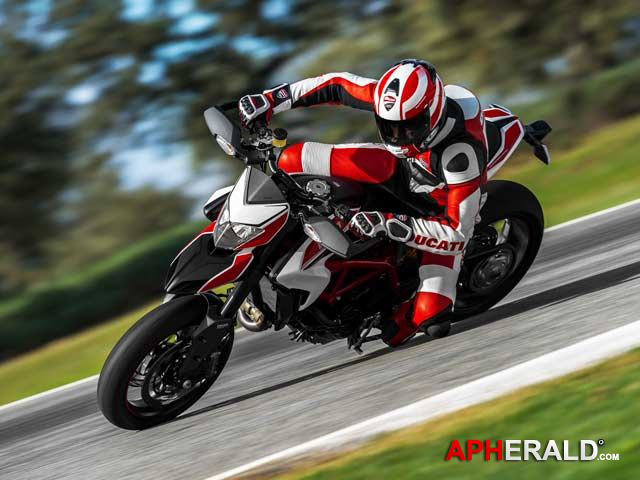 2013 Ducati Hypermotard SP