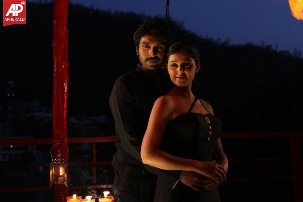 Aakasame Haddura Movie Walls n Stills