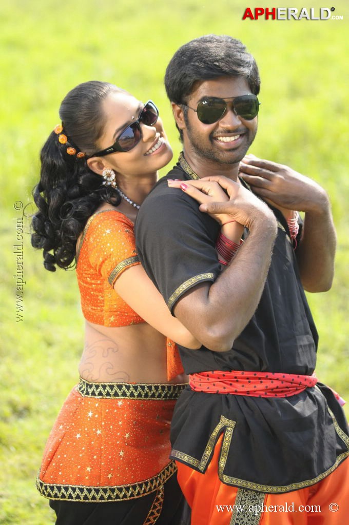 Adhu Vera Idhu Vera Tamil Movie Hot Stills