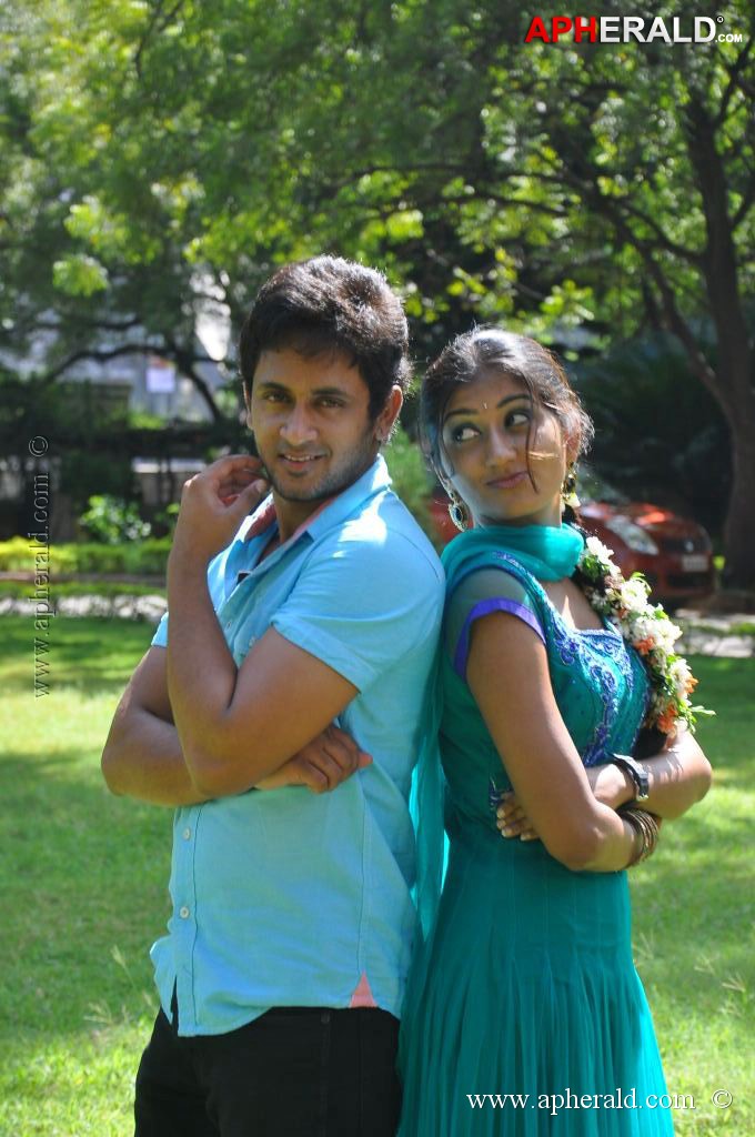 Adi Lekka Movie Stills