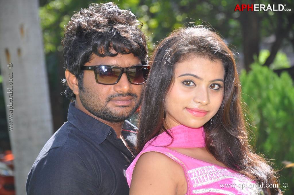 Adi Lekka Movie Stills