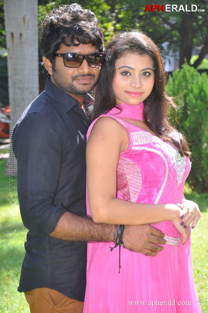 Adi Lekka Movie Stills