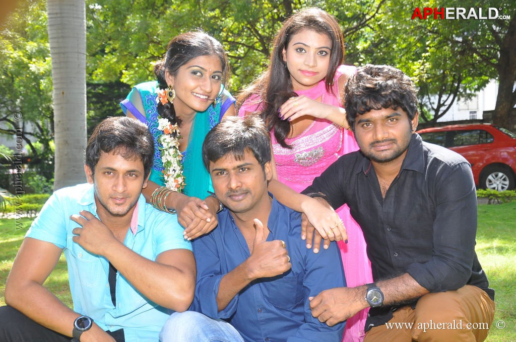 Adi Lekka Movie Stills