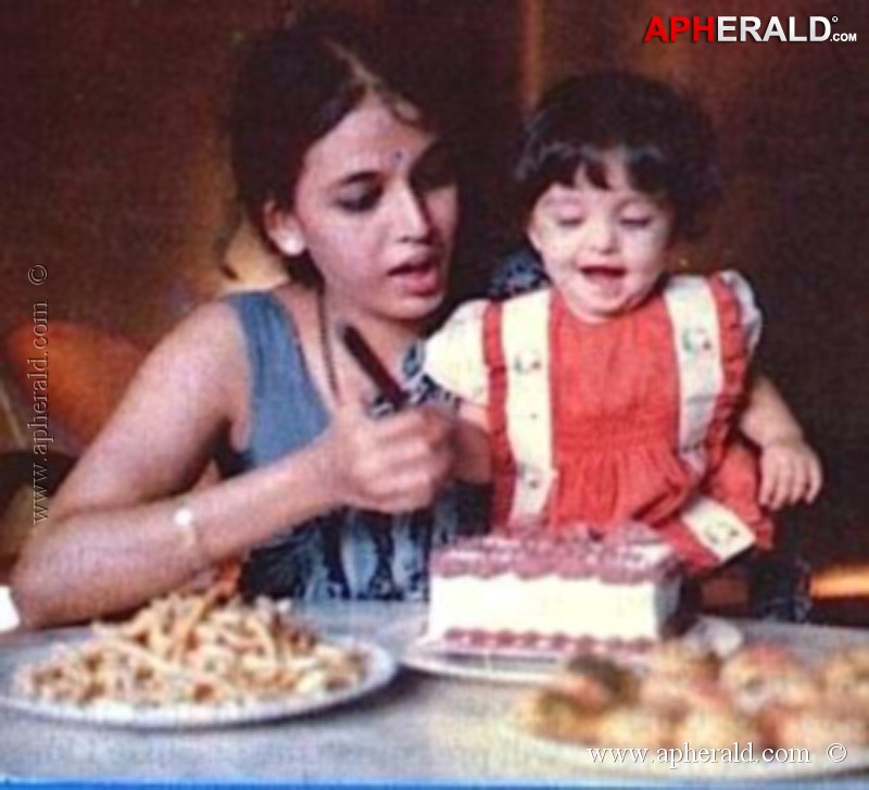 Aishwarya Rai Childhood Pics