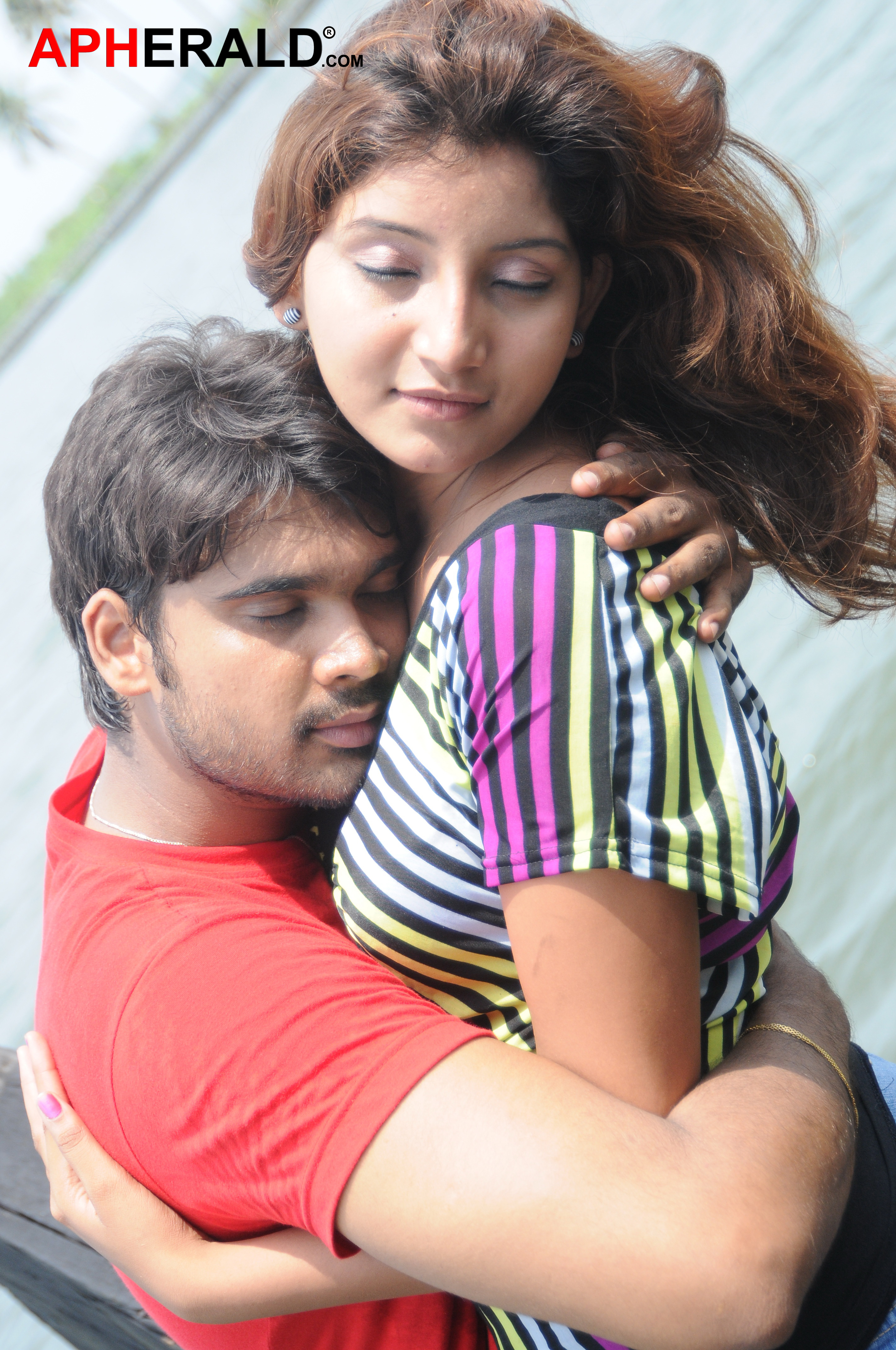 Alajadi Movie Stills