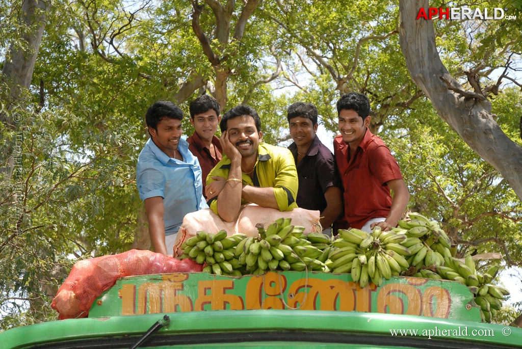 All In All Azhagu Raja New Movie Stills