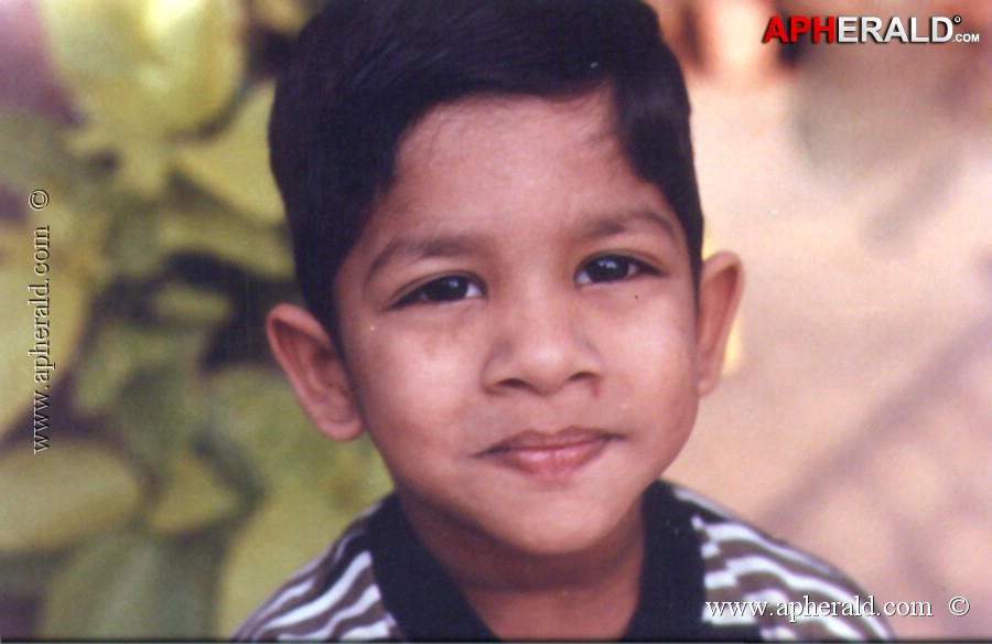 Allu Arjun Childhood Pics