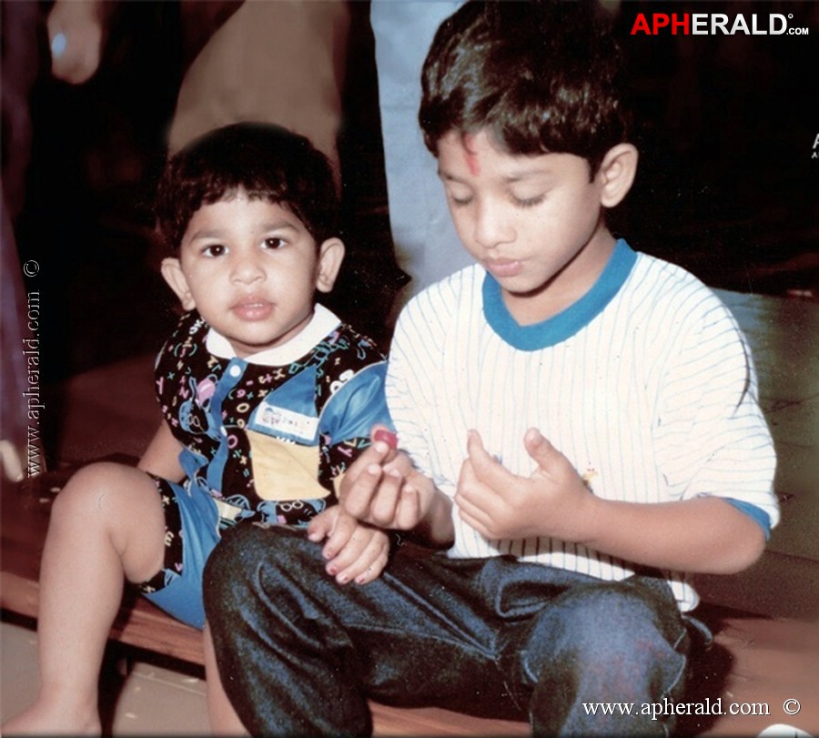 Allu Arjun Childhood Pics