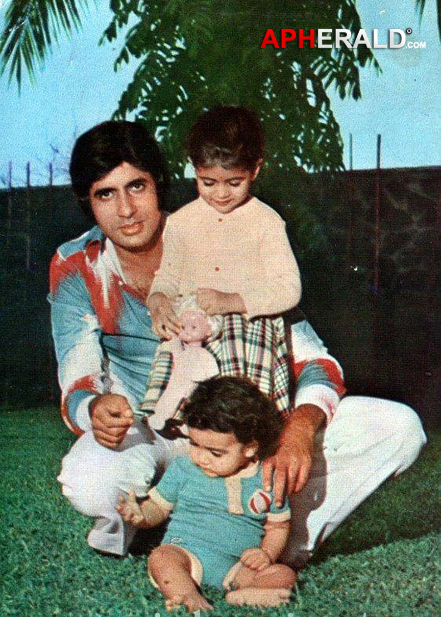 Amitabh Bachchan Family Photos