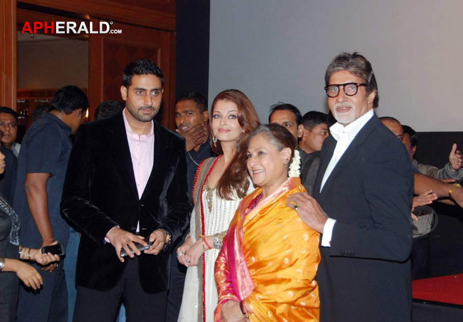 Amitabh Bachchan Family Photos