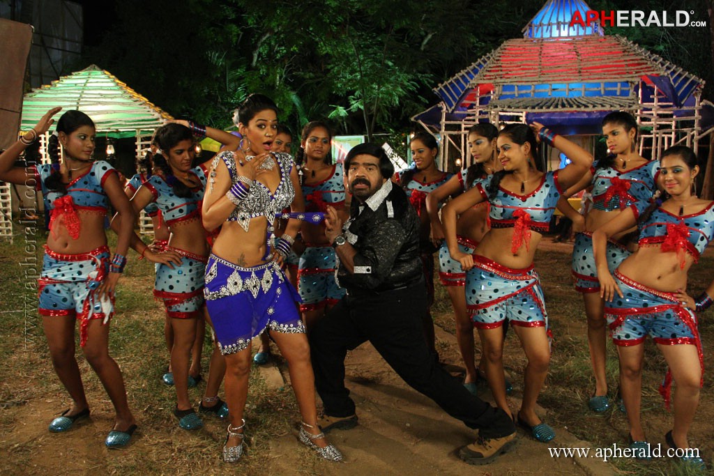 Arya Surya Tamil Movie Hot Stills