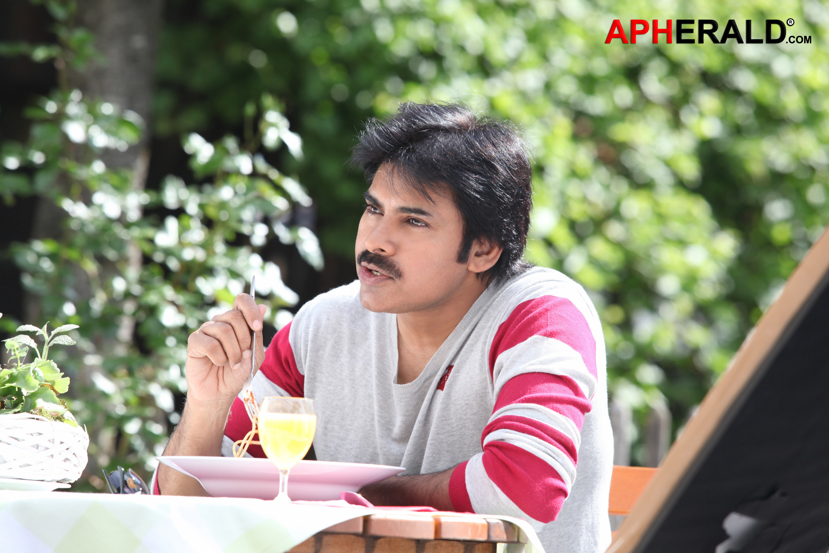 Attarintiki Daredi Movie Stills