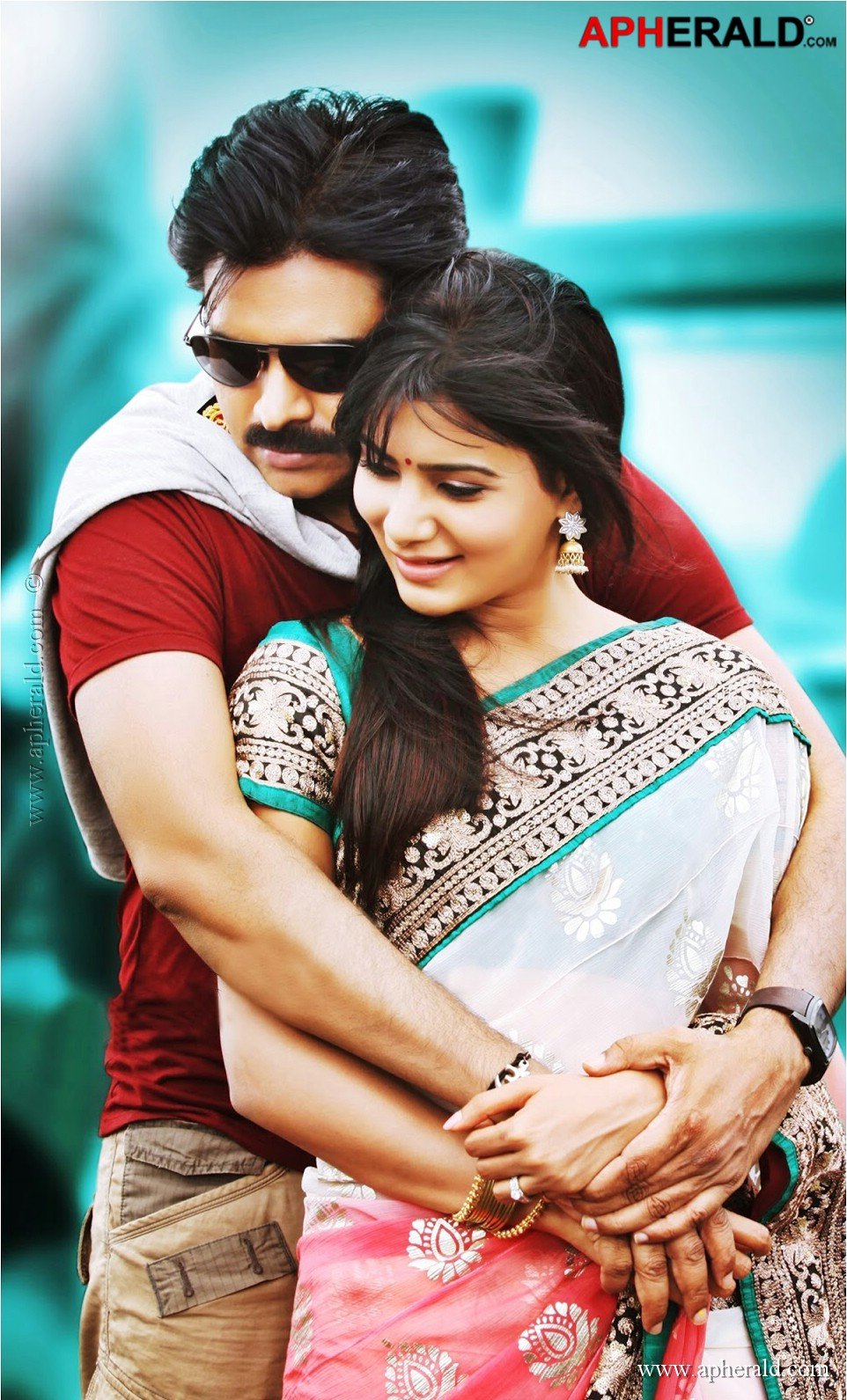 Attarintiki Daredi Latest Romantic Still