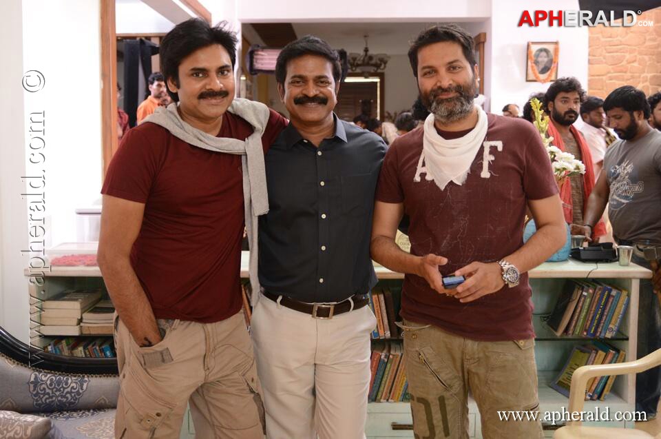 Attarintiki Daredi Working Stills