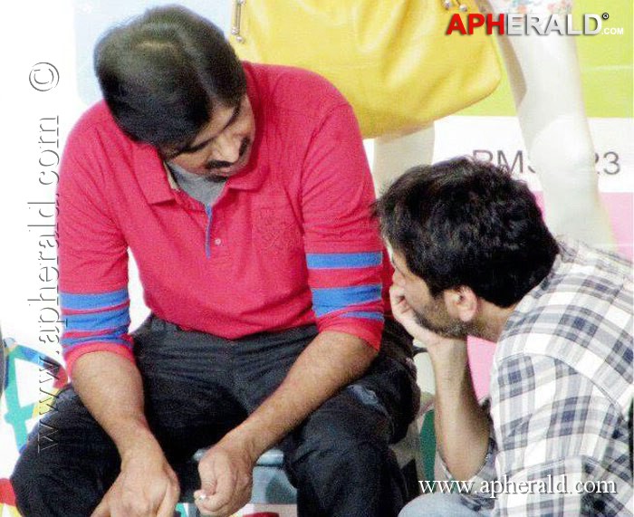 Attarintiki Daredi Working Stills