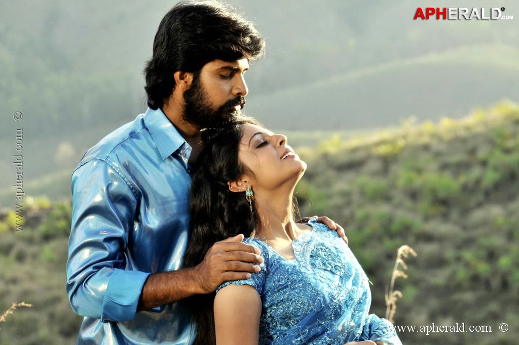 Azhagu Magan Tamil Movie Stills