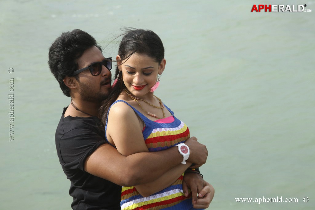 Band Baaja Movie New Stills