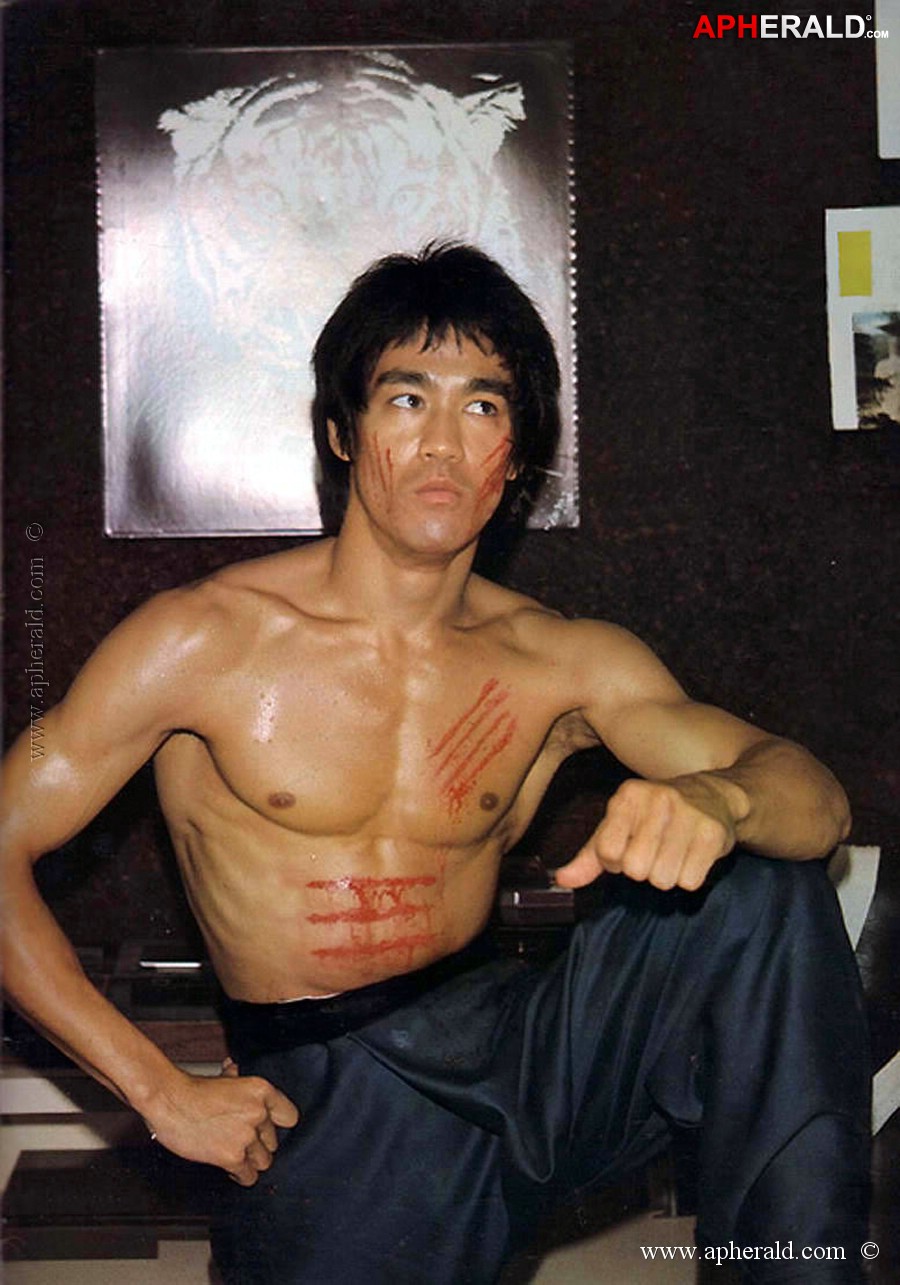 Rare bruce cheap lee photos