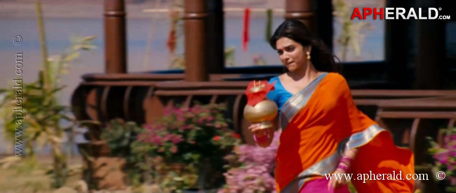 Chennai Express Movie Stills